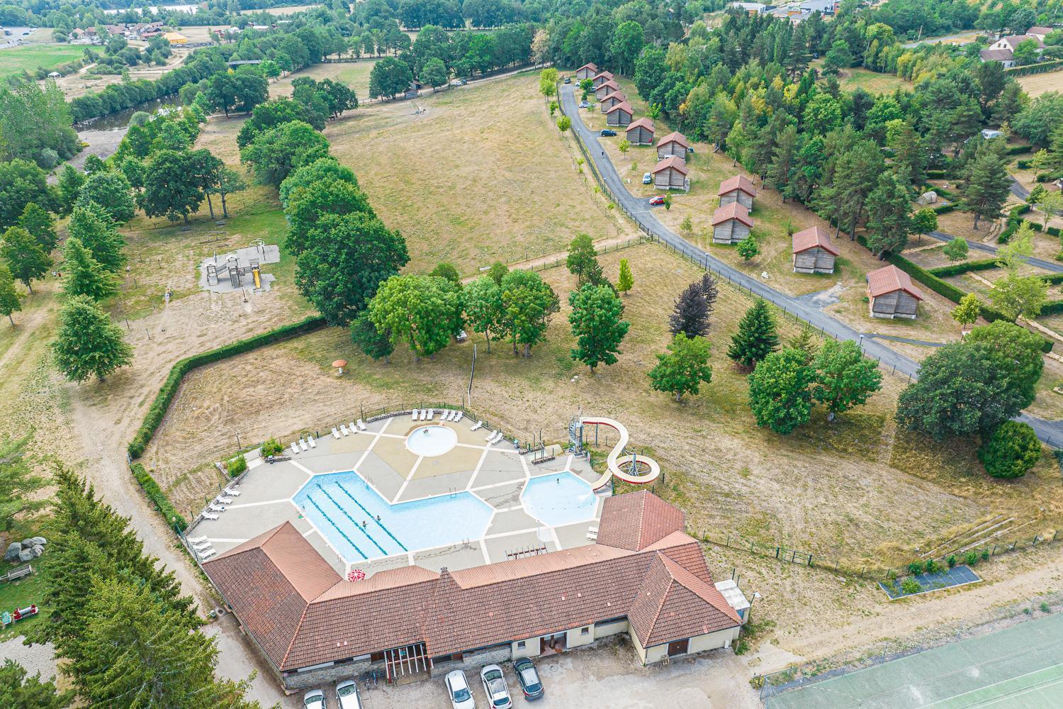 Village De Gites Du Malzieu Le Malzieu-Ville Exterior photo